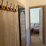 Апартаменты Cat Garden Family